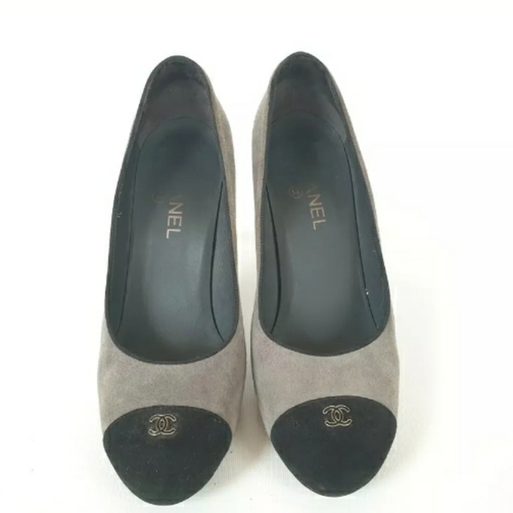 AUTHENTIC CHANEL CAP TOE GRAY BLACK SUEDE PUMPS - Picture 3 of 8